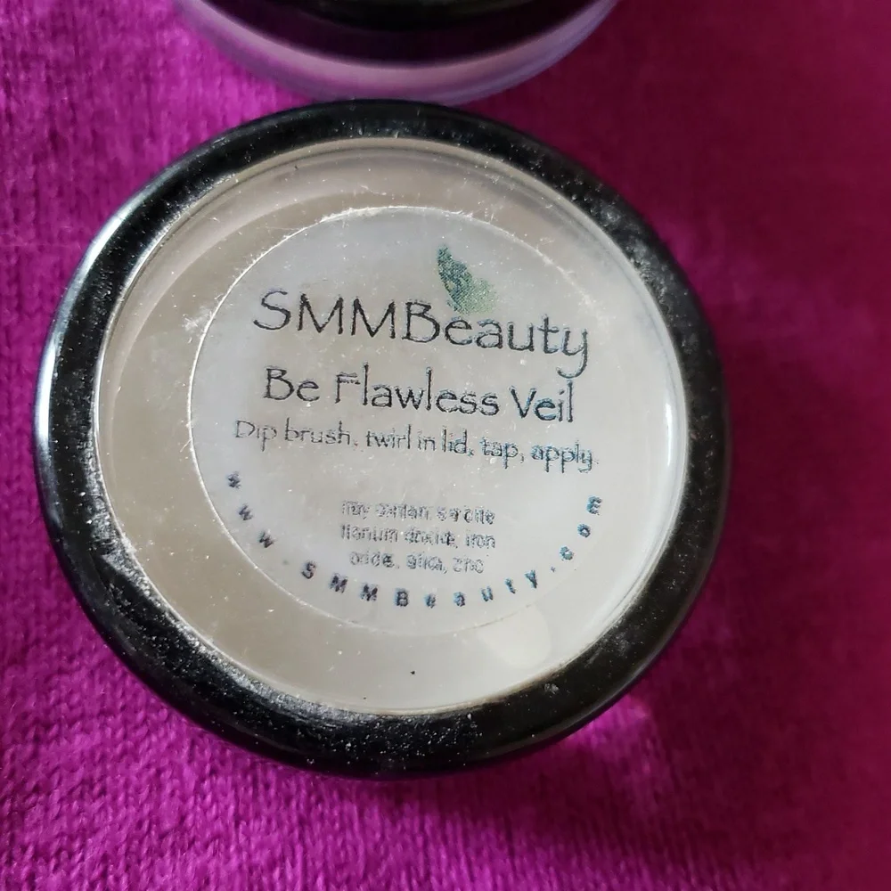 NEW Finishing Powder MakeUp